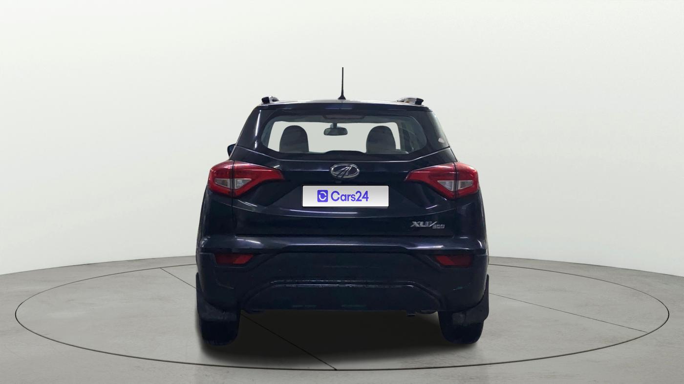 2022 Mahindra XUV300 W6 1.5 Diesel, Diesel, Manual, 68,922 km, Back/Rear