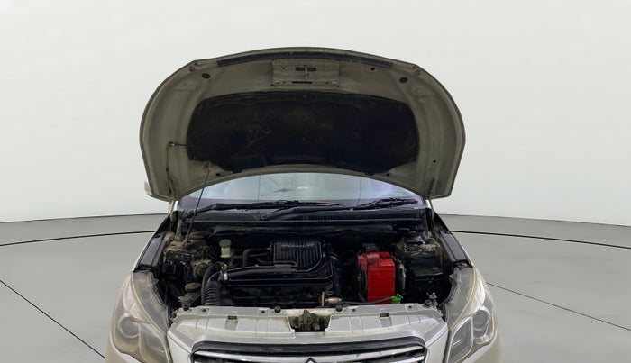 2015 Maruti Ciaz ZXI, Petrol, Manual, 70,857 km, Open Bonet