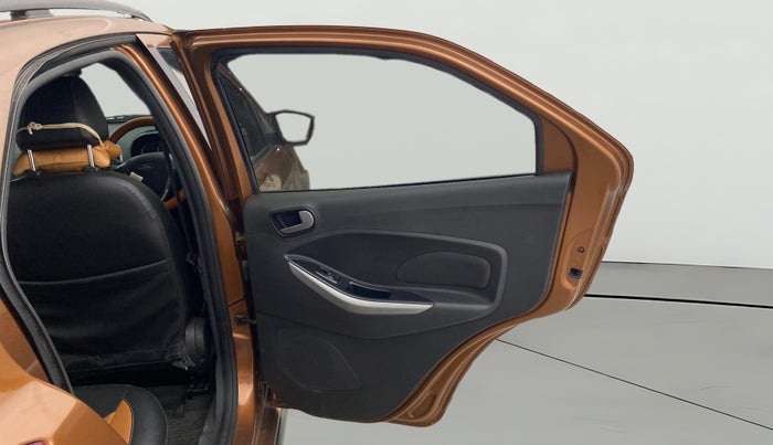 2018 Ford FREESTYLE TREND 1.2 PETROL, Petrol, Manual, 42,255 km, RHS Rear Door