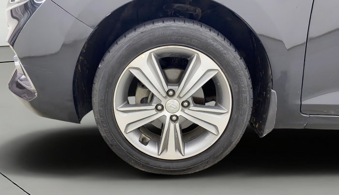 2019 Hyundai Verna 1.6 VTVT SX (O) AT, Petrol, Automatic, 48,723 km, Left Front Wheel