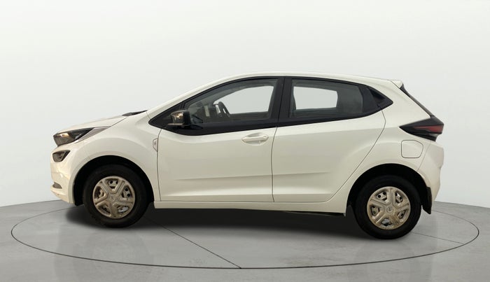 2021 Tata ALTROZ XE PETROL, Petrol, Manual, 32,631 km, Left Side