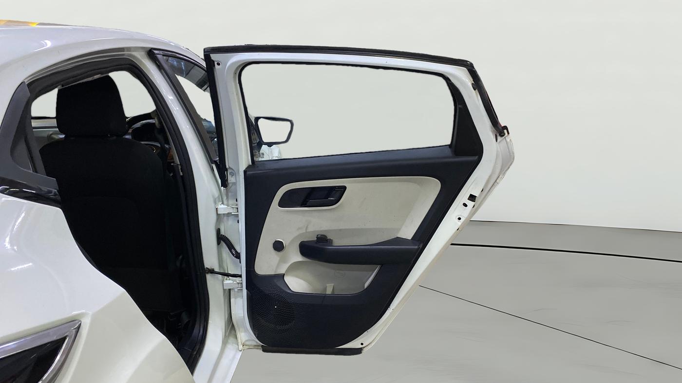 2021 Tata ALTROZ XE PETROL, Petrol, Manual, 46,633 km, RHS Rear Door