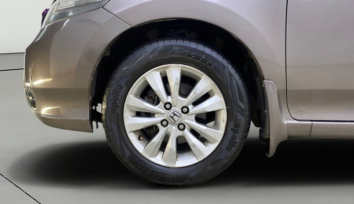 2013 Honda City 1.5L I-VTEC V MT, Petrol, Manual, 1,36,396 km, Left Front Wheel