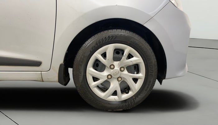 2018 Hyundai Grand i10 MAGNA 1.2 KAPPA VTVT, Petrol, Manual, 29,243 km, Right Front Wheel