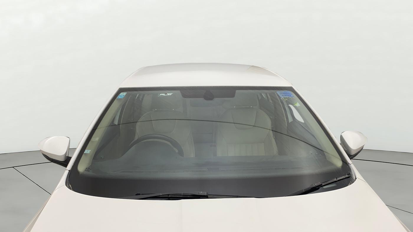 2019 Skoda Octavia STYLE 1.4 TSI, Petrol, Manual, 1,07,990 km, Front Windshield