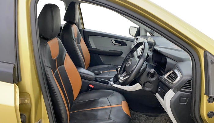 2020 Tata ALTROZ XZ PETROL, Petrol, Manual, 15,509 km, Right Side Front Door Cabin