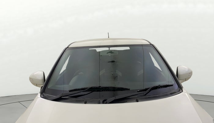 2017 Maruti Swift ZXI, Petrol, Manual, 61,514 km, Front Windshield