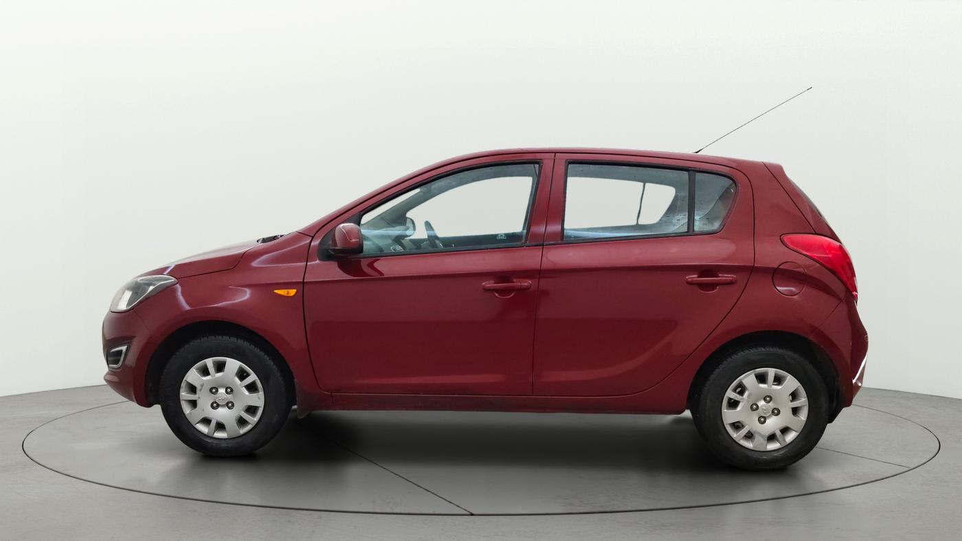 2013 Hyundai i20 MAGNA 1.2, Petrol, Manual, 32,194 km, Left Side