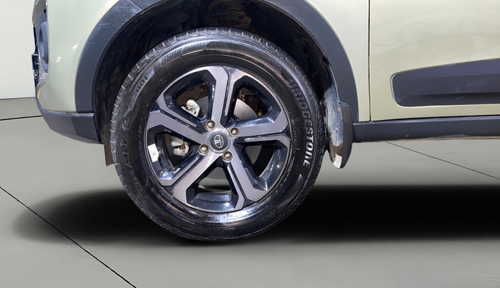 2022 Tata NEXON XZA PLUS (PREMIUM) KAZIRANGA PETROL, Petrol, Automatic, 7,002 km, Left Front Wheel