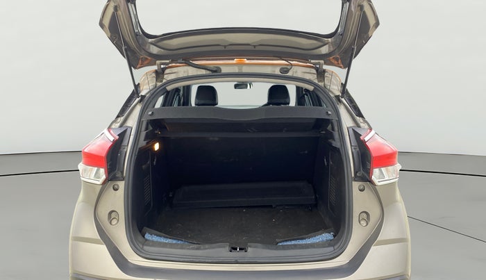 2019 Nissan Kicks XV 1.5, Petrol, Manual, 50,014 km, Boot Open Zoomed View