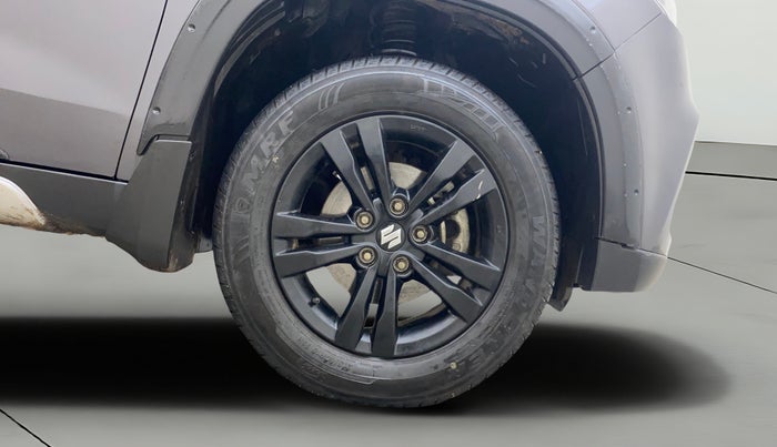 2018 Maruti Vitara Brezza ZDI AMT, Diesel, Automatic, 52,670 km, Right Front Wheel