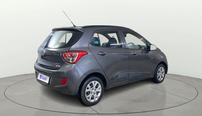 2016 Hyundai Grand i10 SPORTZ 1.2 KAPPA VTVT, Petrol, Manual, 51,478 km, Right Back Diagonal