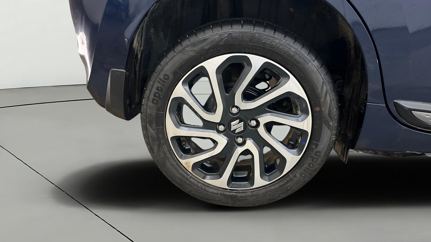 2025 Maruti Baleno ALPHA 1.2 AGS, Petrol, Automatic, 3,803 km, Right Rear Wheel