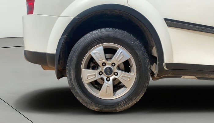 2015 Mahindra XUV500 W8, Diesel, Manual, 81,458 km, Right Rear Wheel