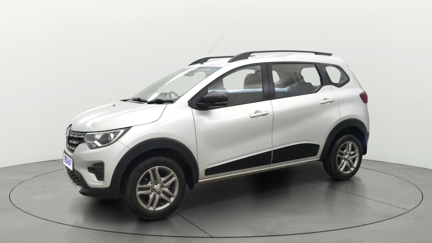 2022 Renault TRIBER RXZ, Petrol, Manual, 38,872 km, Left Front Diagonal