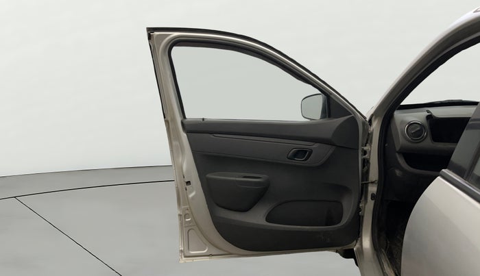 2016 Renault Kwid RXT 0.8, Petrol, Manual, 55,885 km, LHS Front Door