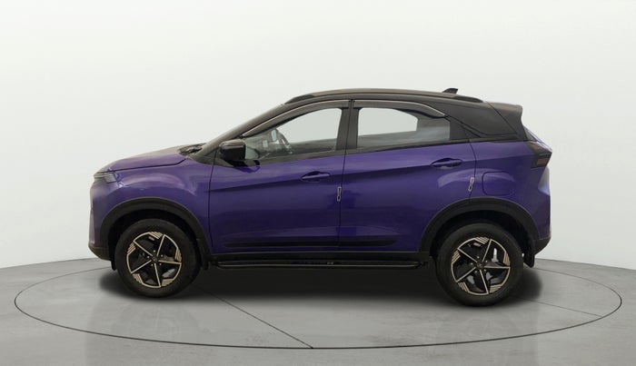 2023 Tata NEXON FEARLESS + SUNROOF DCA DUAL TONE 1.2 PETROL, Petrol, Automatic, 33,711 km, Left Side