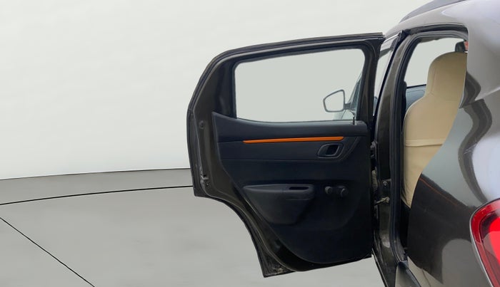 2017 Renault Kwid CLIMBER 1.0 AMT, Petrol, Automatic, 33,884 km, LHS Rear Door