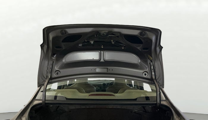 2015 Honda Amaze 1.2L I-VTEC SX, Petrol, Manual, 1,00,201 km, Boot Door Open