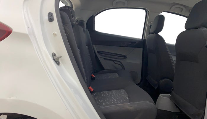 2022 Tata Tiago XM CNG, CNG, Manual, 24,609 km, Right Side Rear Door Cabin