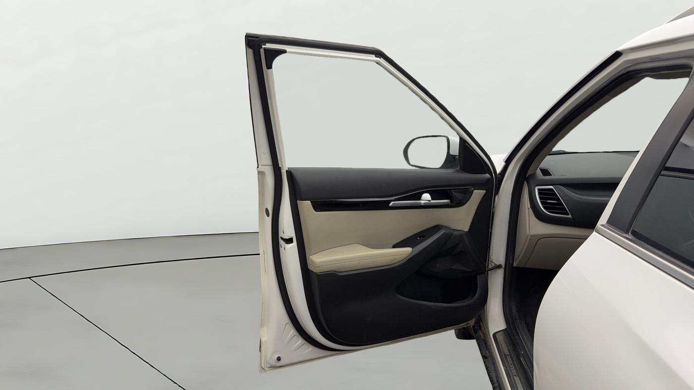 2021 KIA SELTOS HTX IVT 1.5 PETROL, CNG, Automatic, 79,136 km, LHS Front Door