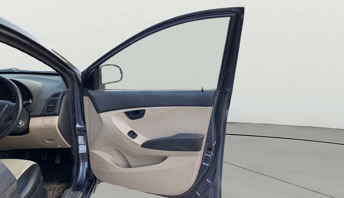 2014 Hyundai Eon ERA +, Petrol, Manual, 17,518 km, RHS Front Door