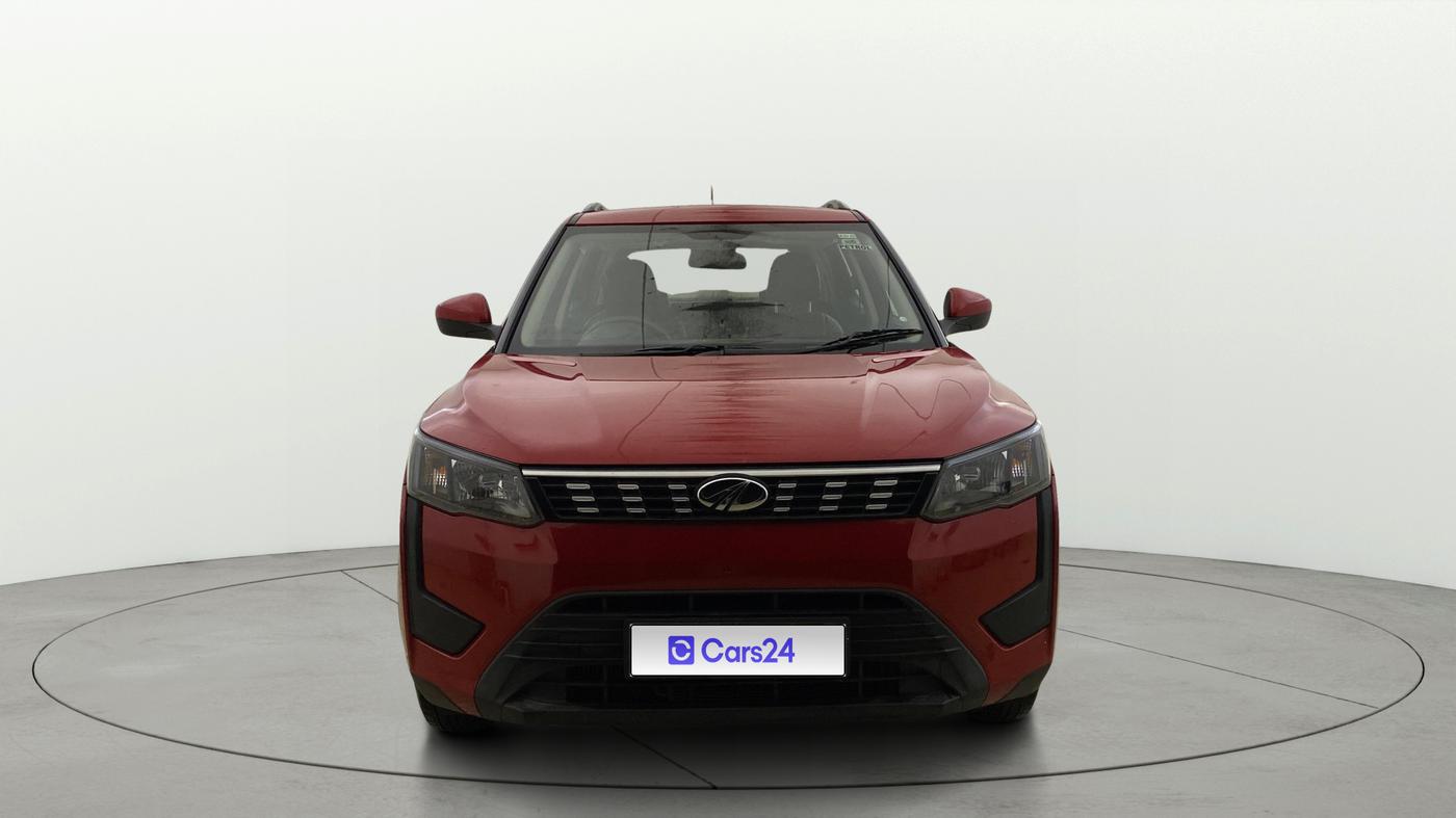 2022 Mahindra XUV300 W6 1.2 PETROL, Petrol, Manual, 22,804 km, Front