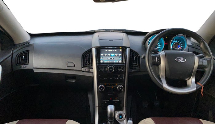 2019 Mahindra XUV500 W9, Diesel, Manual, 56,437 km, Dashboard