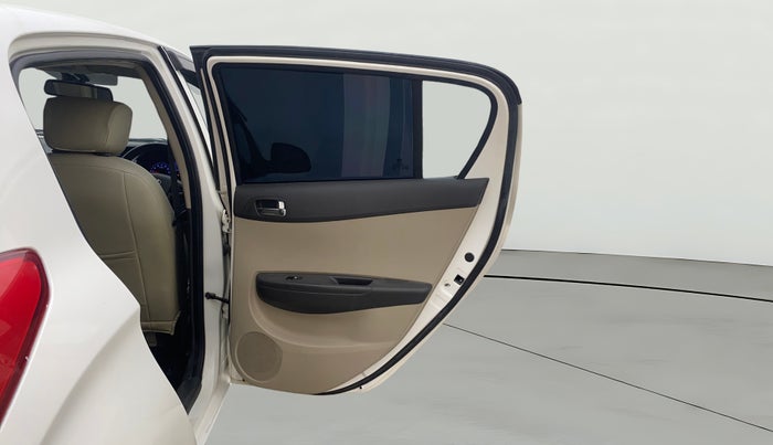 2012 Hyundai i20 ASTA 1.2, Petrol, Manual, 1,01,417 km, RHS Rear Door