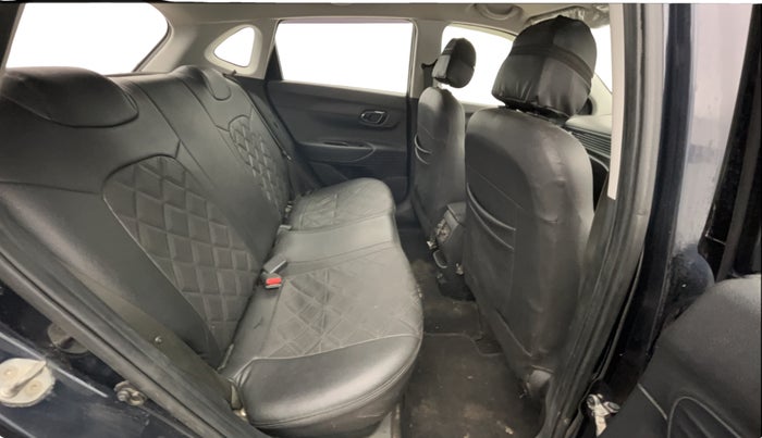 2021 Hyundai NEW I20 SPORTZ 1.2 AT, Petrol, Automatic, 37,020 km, Right Side Rear Door Cabin