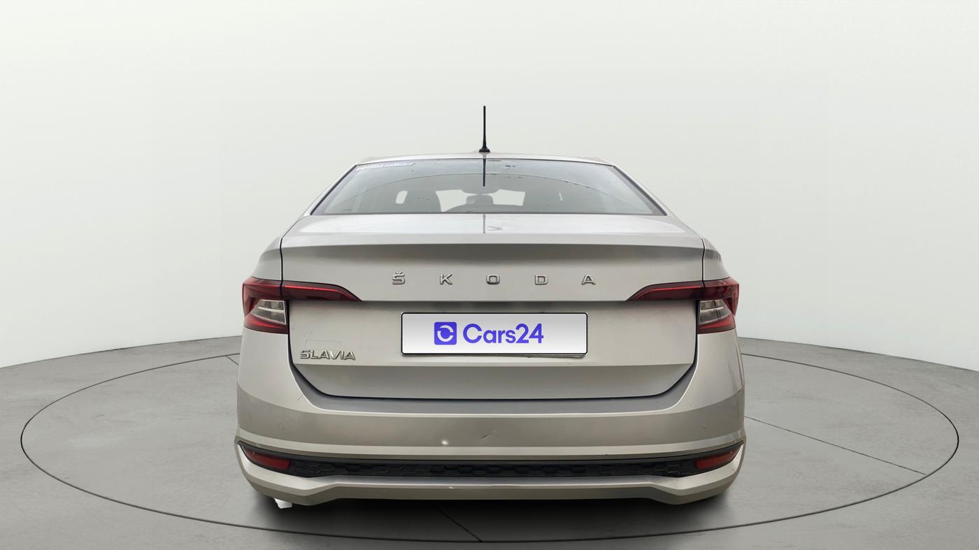 2022 Skoda SLAVIA ACTIVE 1.0L TSI MT, Petrol, Manual, 69,928 km, Back/Rear