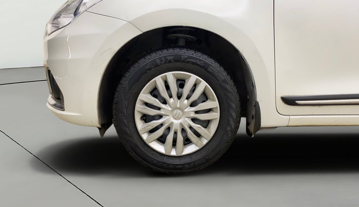 2022 Maruti Dzire VXI AMT, Petrol, Automatic, 44,306 km, Left Front Wheel