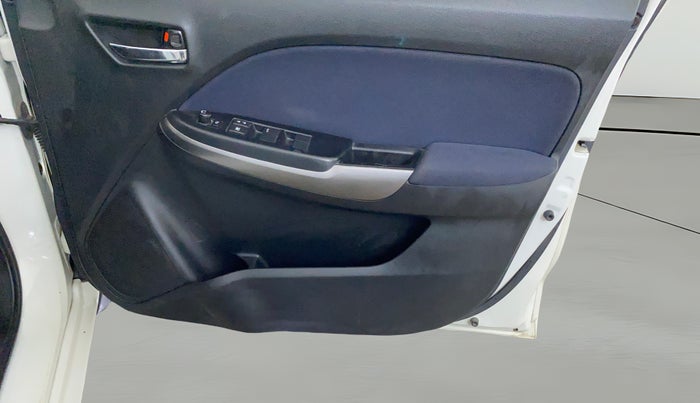 2020 Maruti Baleno ALPHA PETROL 1.2, Petrol, Manual, 55,413 km, Driver Side Door Panels Control