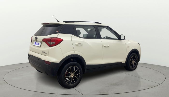 2019 Mahindra XUV300 W6 1.5 DIESEL, Diesel, Manual, 1,07,874 km, Right Back Diagonal