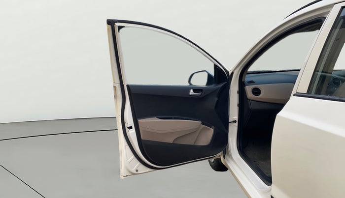 2015 Hyundai Grand i10 SPORTZ 1.2 KAPPA VTVT, Petrol, Manual, 6,138 km, LHS Front Door