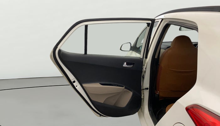 2018 Hyundai Grand i10 SPORTZ 1.2 KAPPA VTVT, CNG, Manual, 35,647 km, LHS Rear Door