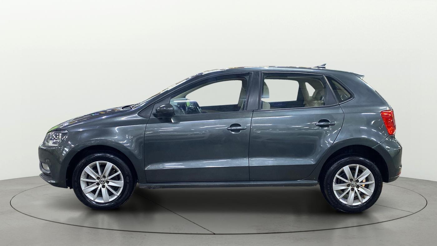 2016 Volkswagen Polo HIGHLINE1.2L, Petrol, Manual, 85,365 km, Left Side