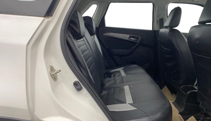 2019 Maruti Vitara Brezza ZDI, Diesel, Manual, 37,013 km, Right Side Rear Door Cabin