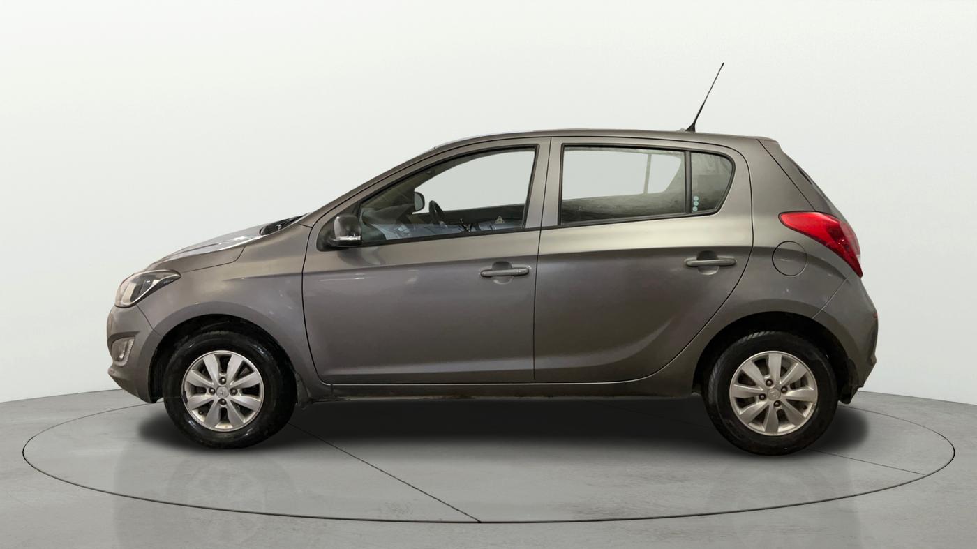 2014 Hyundai i20 SPORTZ 1.2, Petrol, Manual, 36,874 km, Left Side