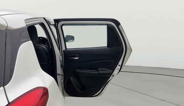 2022 Maruti Swift VXI, Petrol, Manual, 31,101 km, RHS Rear Door