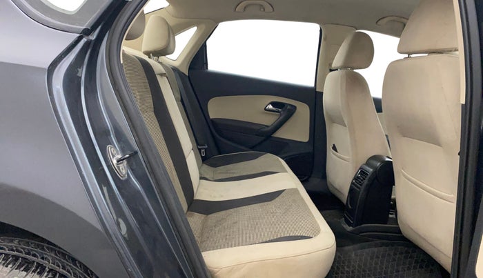 2017 Skoda Rapid AMBITION 1.6 MPI MT, Petrol, Manual, 1,19,944 km, Right Side Rear Door Cabin