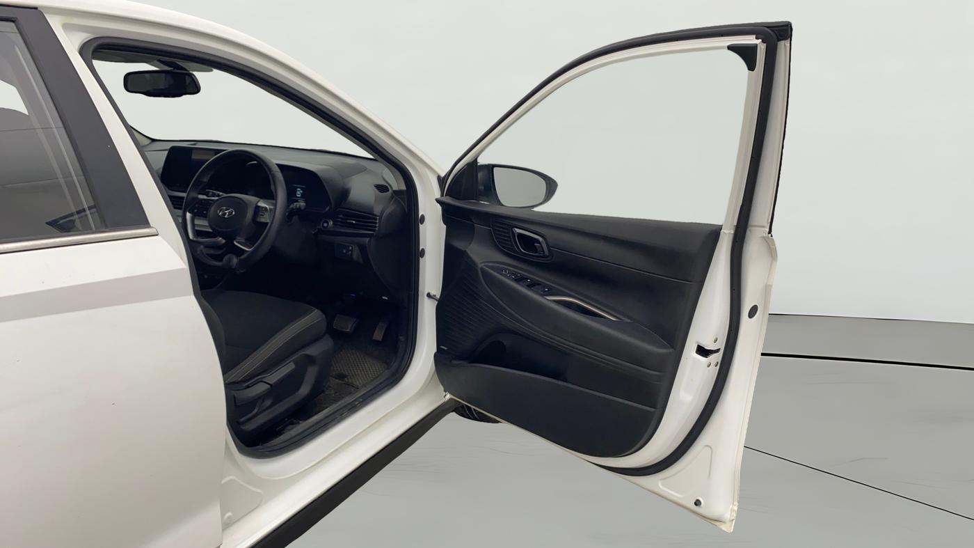 2021 Hyundai NEW I20 ASTA 1.2 AT, Petrol, Automatic, 1,02,328 km, RHS Front Door