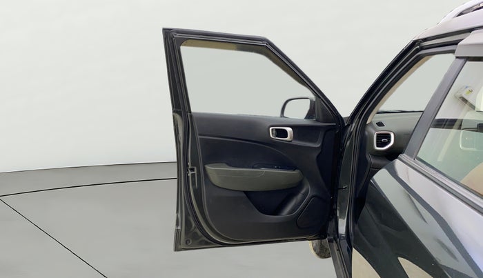 2021 Hyundai VENUE SX 1.0 TURBO IMT, Petrol, Manual, 23,533 km, LHS Front Door