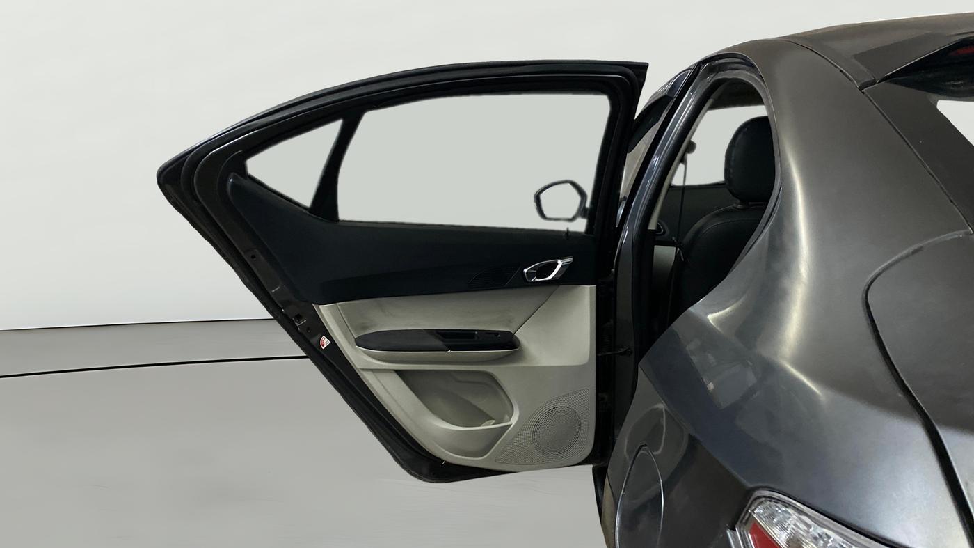 2022 Tata TIGOR XZ PLUS CNG, CNG, Manual, 1,00,828 km, LHS Rear Door