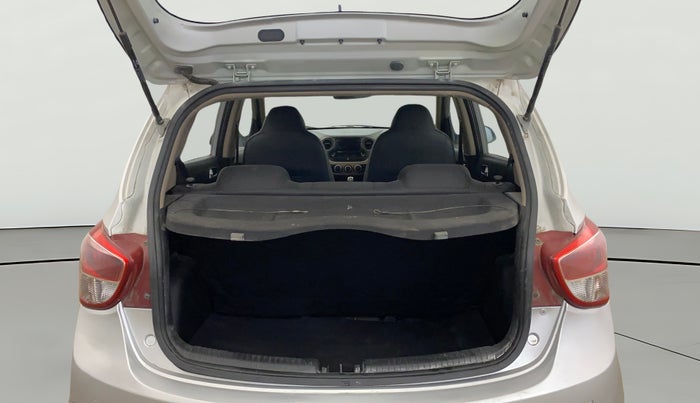 2016 Hyundai Grand i10 SPORTZ 1.2 KAPPA VTVT, Petrol, Manual, 26,923 km, Boot Open Zoomed View