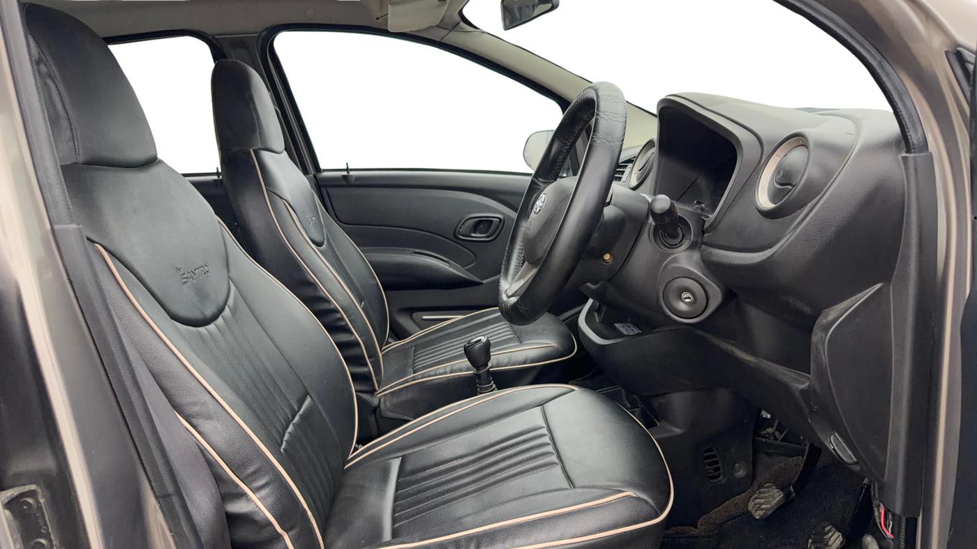 2019 Datsun Redi Go A, Petrol, Manual, 34,061 km, Right Side Front Door Cabin