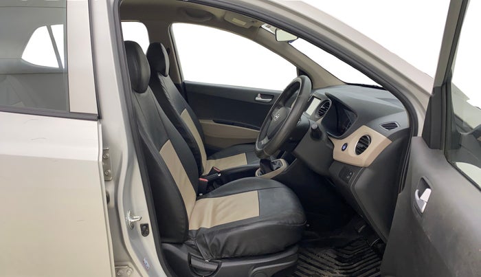 2017 Hyundai Grand i10 ASTA 1.2 KAPPA VTVT, Petrol, Manual, 5,943 km, Right Side Front Door Cabin