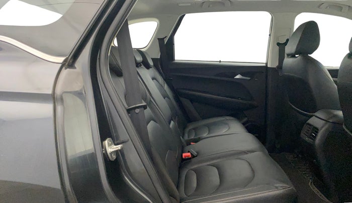 2020 MG HECTOR SHARP 2.0 DIESEL, Diesel, Manual, 46,369 km, Right Side Rear Door Cabin