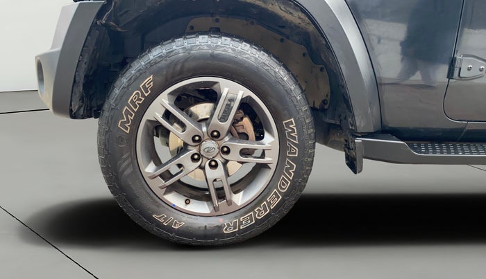 2021 Mahindra Thar LX D AT 4WD HT, Diesel, Automatic, 85,850 km, Left Front Wheel