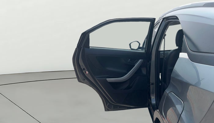 2023 Tata NEXON XM SUNROOF PETROL, Petrol, Manual, 35,110 km, LHS Rear Door